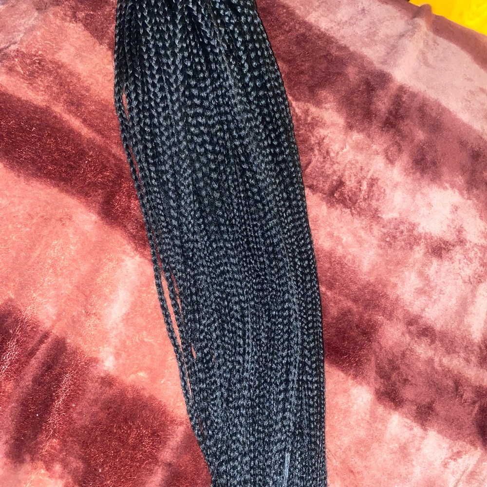 Lace front braided wig - Picture 3 of 7